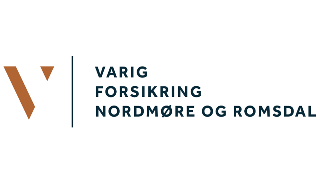 Logo for Varig Forsikring, Nordmøre og Romsdal, med tekst i mørk blå og oransje farger.