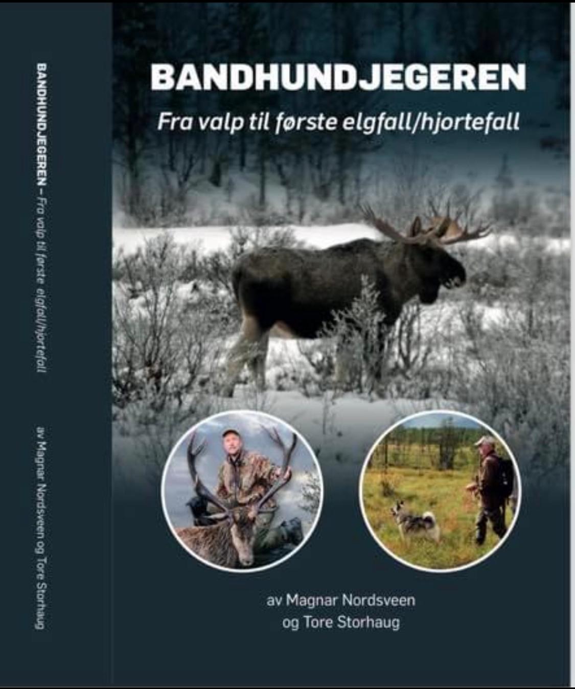 Bokomslag av "Bandhundjegeren" med bilder av elg og jegere i naturen. Fokus på elgjakt og hunder.