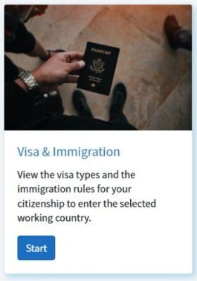 En person holder et pass med teksten "Visa & Immigration" og en knapp for å starte prosessen.