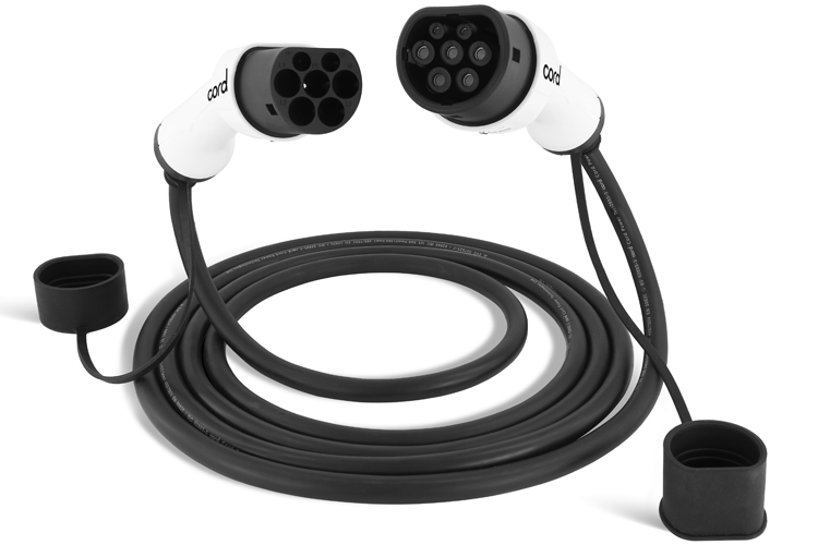 Ladekabel med type 2-kontakt for elbil, med to ender og beskyttelseshetter.