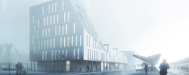 Moderne bygning med glassfasade i tåke, omgitt av mennesker og en futuristisk struktur i bakgrunnen.