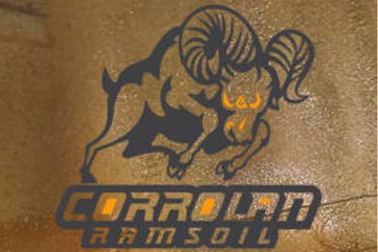 Logo for CorroLan med en kraftig ram som står på bakbeina, med en mørk bakgrunn.