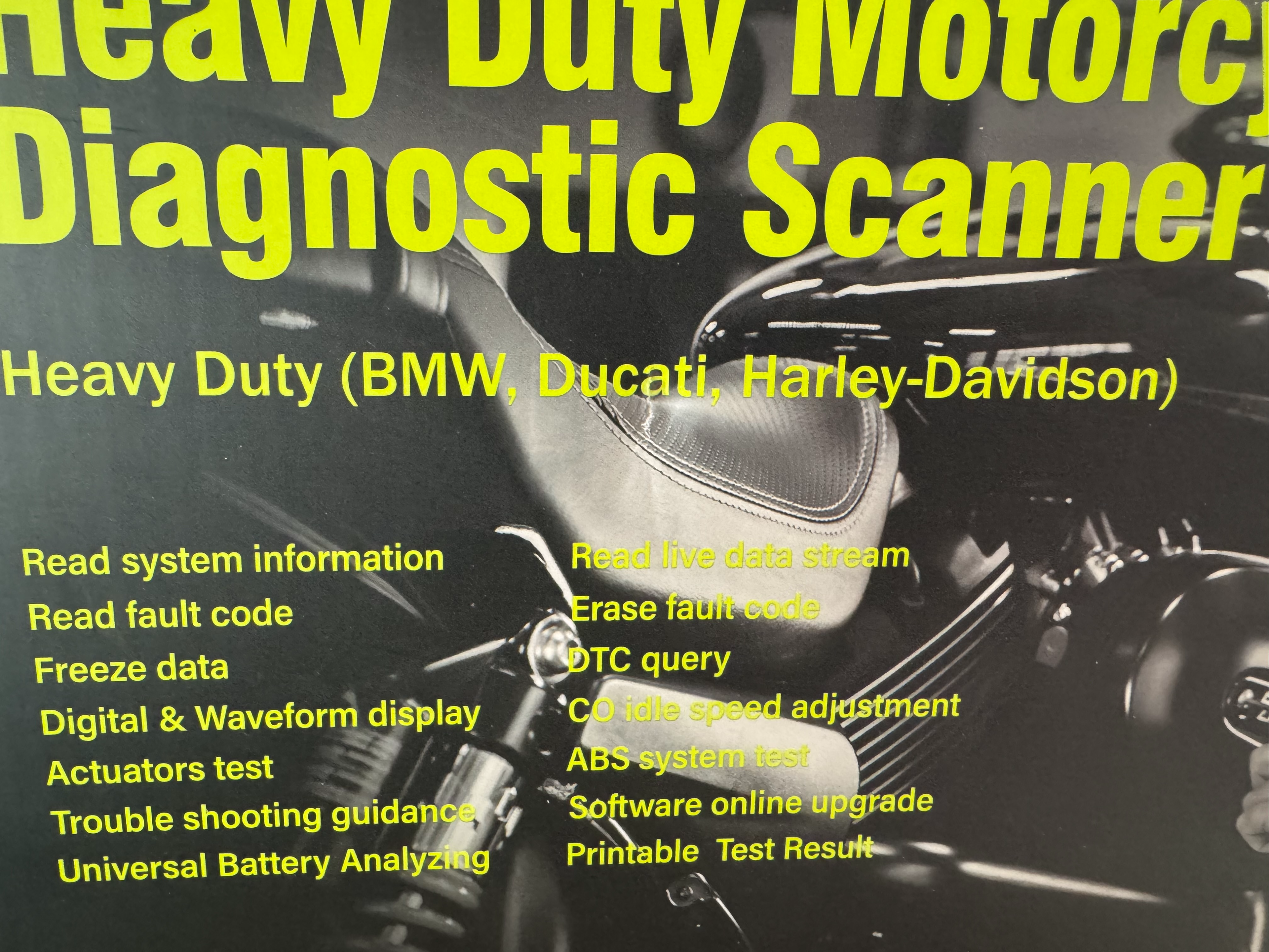 Diagnostisk skanner for motorsykler med funksjoner som feilsøking, datainnhenting og programvareoppdatering.