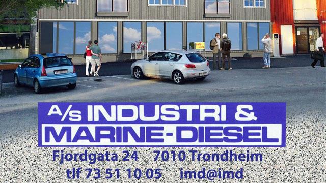 Bilde av en bygning med skilt for A/s Industri & Marine-Diesel i Trondheim, med biler parkert foran.