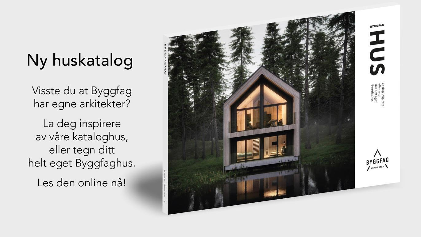 Ny huskatalog fra Byggfag med moderne husdesign, plassert ved en skog og vann, med tekst om inspirasjon og tegning.