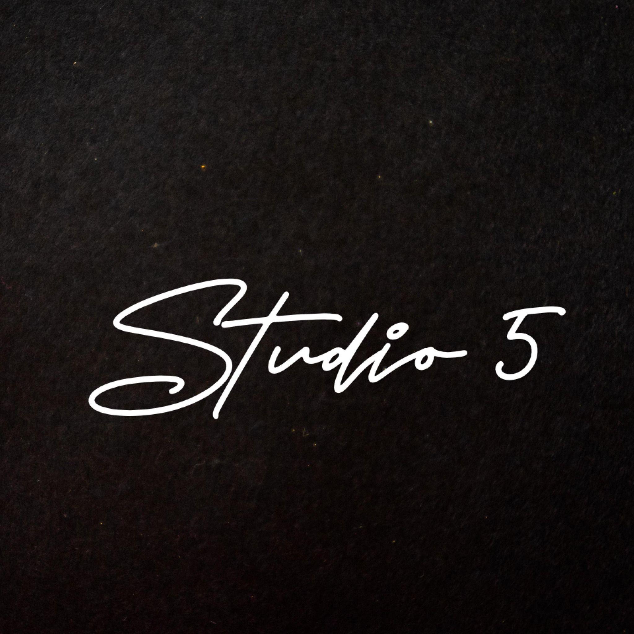 STUDIO 5 AS