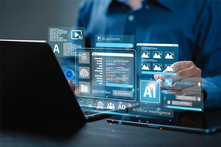 En person som bruker en bærbar datamaskin med holografiske AI-grensesnitt og programmeringskode.
