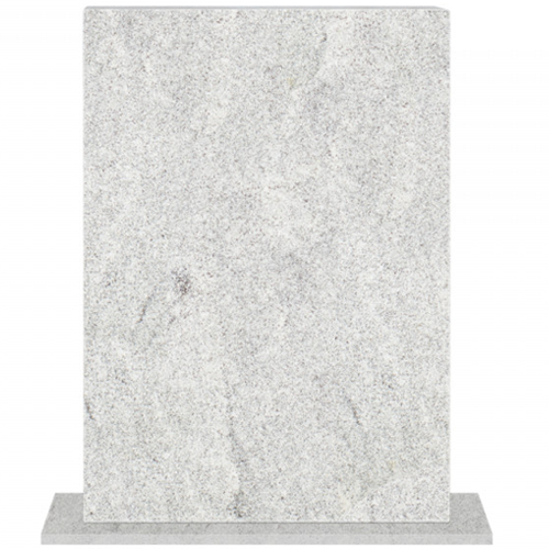 Grå granitt gravstein med en enkel, glatt overflate og rektangulær form, plassert på en solid base.
